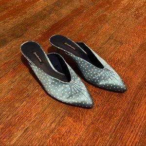 Light Blue Dots Pointed Toe Kitten Heel Slides